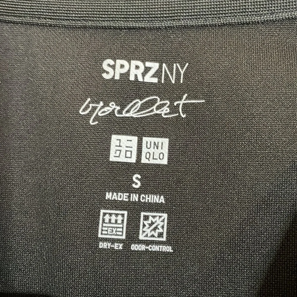 𝅺uniqlo Patterned SS Athletic Shirt Dry-Ex - Blk/Gray - S - Picture 7 of 8